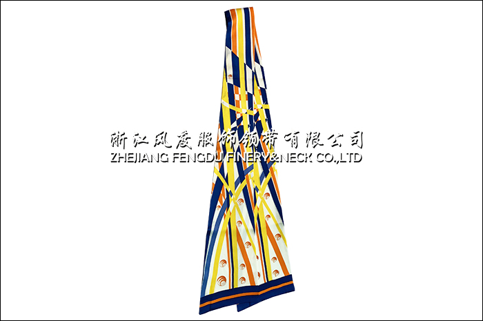 真絲雙層衣領(lǐng)  中青旅控股。.jpg